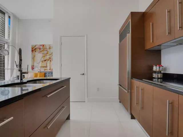 Продажа квартиры #4004 - фото 6171764