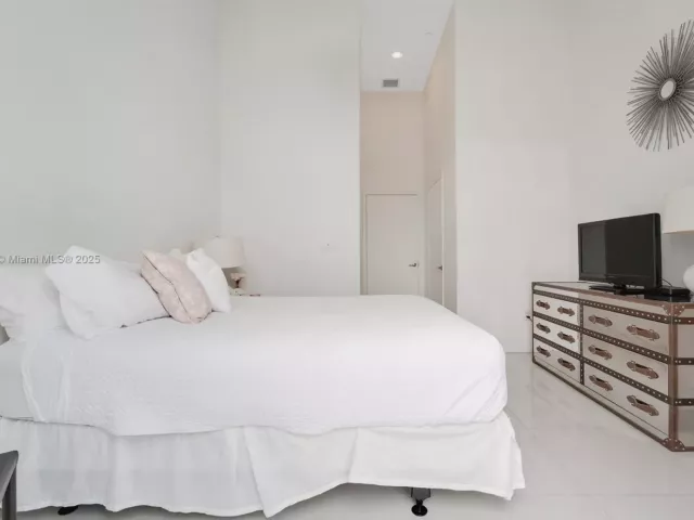 Продажа квартиры #4004 - фото 6171749