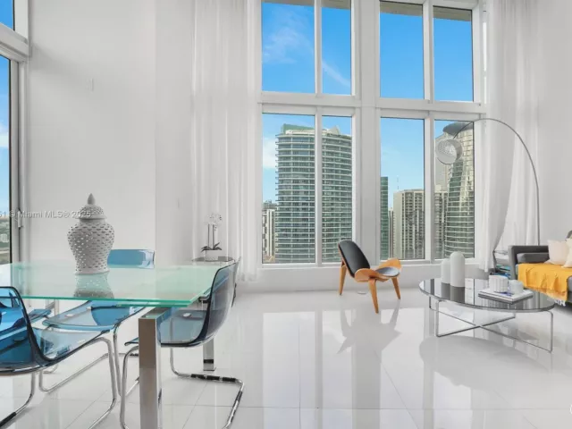 Продажа квартиры #4004 - фото 6171767