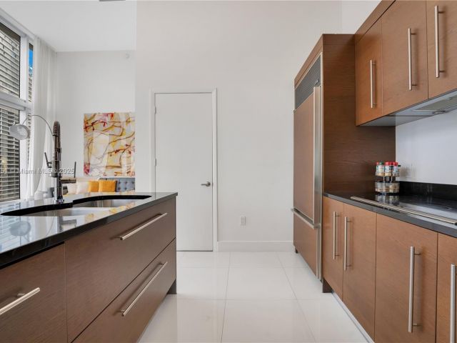 Продажа квартиры #4004 - фото 6171764