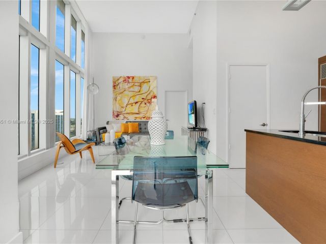 Продажа квартиры #4004 - фото 6171765