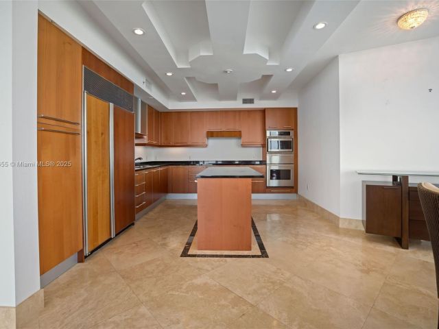 Продажа квартиры #2708 - фото 6143984