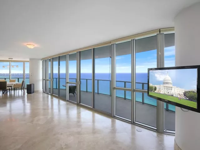 Продажа квартиры #2708 - фото 6143989