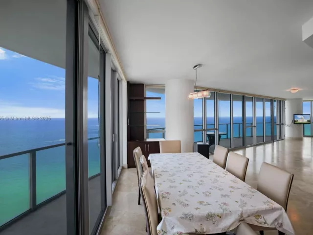 Продажа квартиры #2708 - фото 6143980