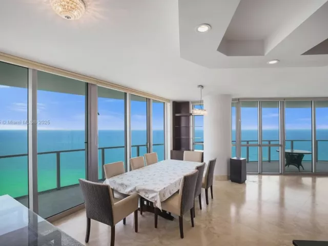 Продажа квартиры #2708 - фото 6143979