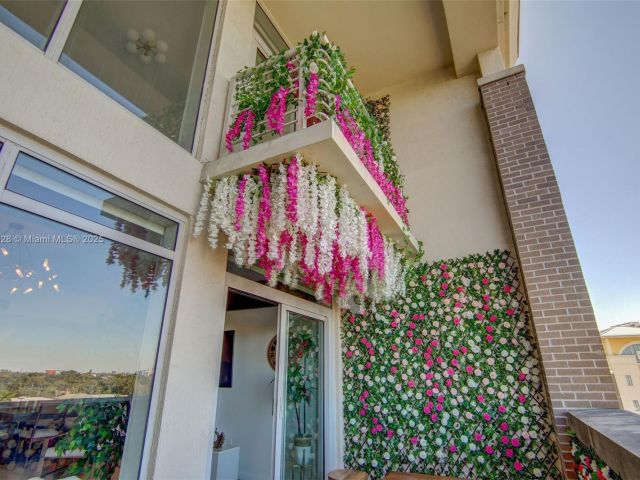 Дом в аренду по адресу 3250 NE 1st Ave 550 - фото 6148559