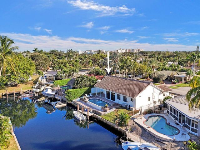 Продажа дома по адресу 1107 SE 13th Court - фото 6184494