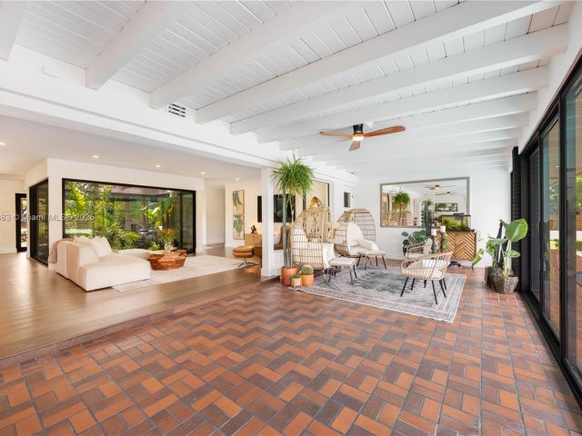 Продажа дома по адресу 9670 SW 96th Ct - фото 6163118