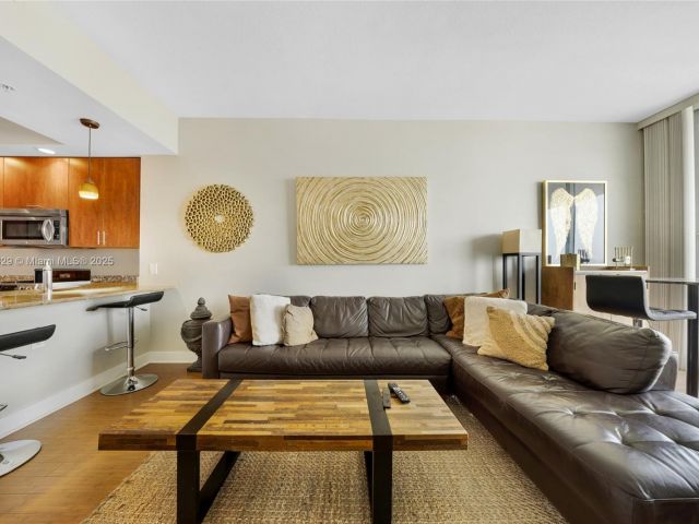 Продажа квартиры #1809 - фото 6173181