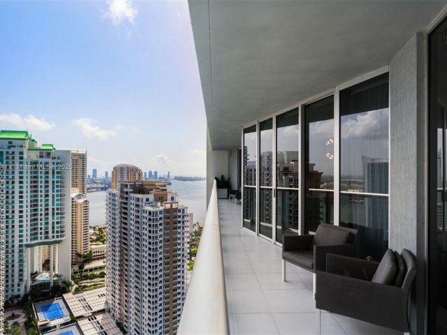 Продажа квартиры #3604 - фото 6146781