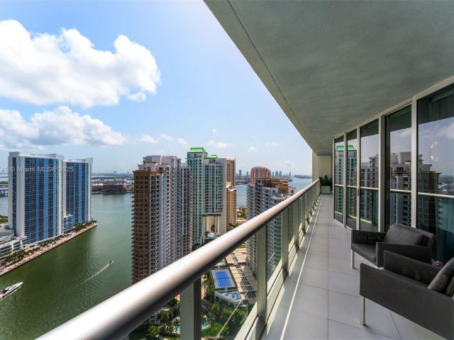 Продажа квартиры #3604 - фото 6146783