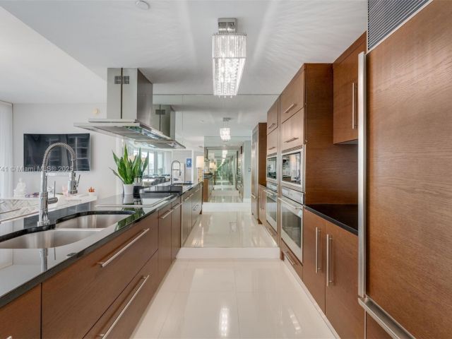 Продажа квартиры #3604 - фото 6146793