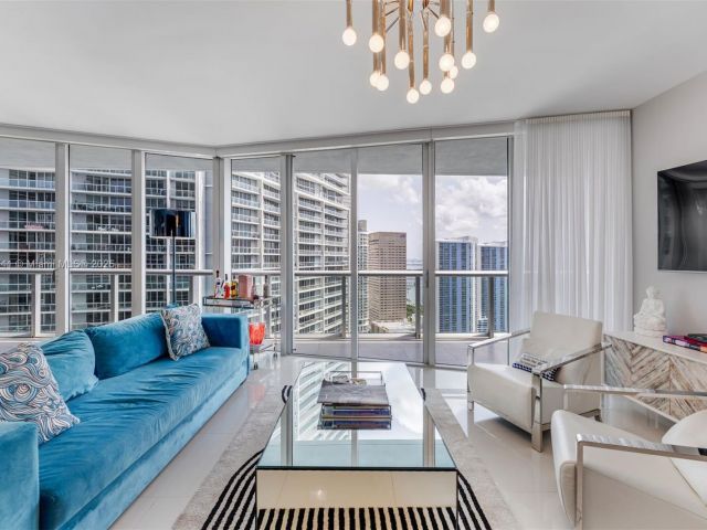 Продажа квартиры #3604 - фото 6146796