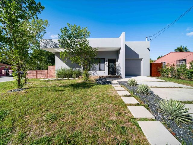 Продажа дома по адресу 95 NW 52nd St - фото 6168668