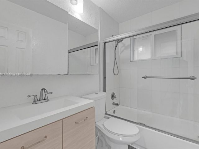 Продажа дома по адресу  - фото 6261898