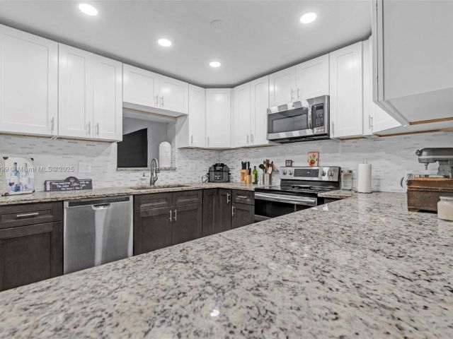 Продажа дома по адресу  - фото 6261906