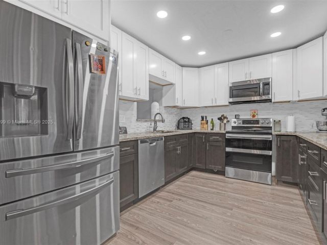 Продажа дома по адресу  - фото 6261907