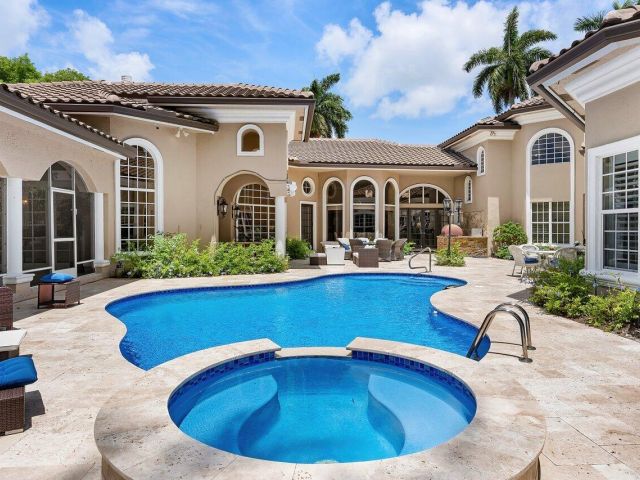 Продажа дома по адресу 16467 Brookfield Estates Way - фото 6214202