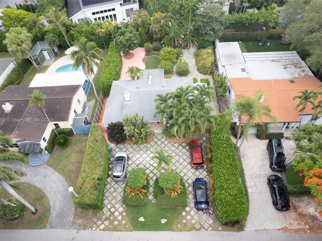 Продажа дома по адресу 4245 Braganza Ave - фото 6145410