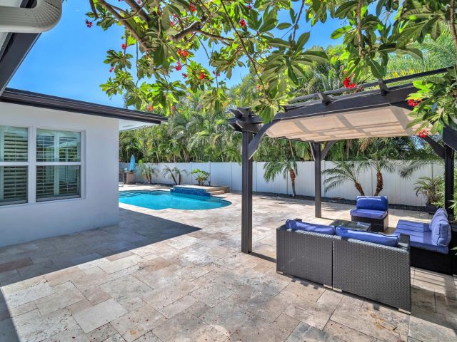 Продажа дома по адресу 850 W Camino Real - фото 6148862