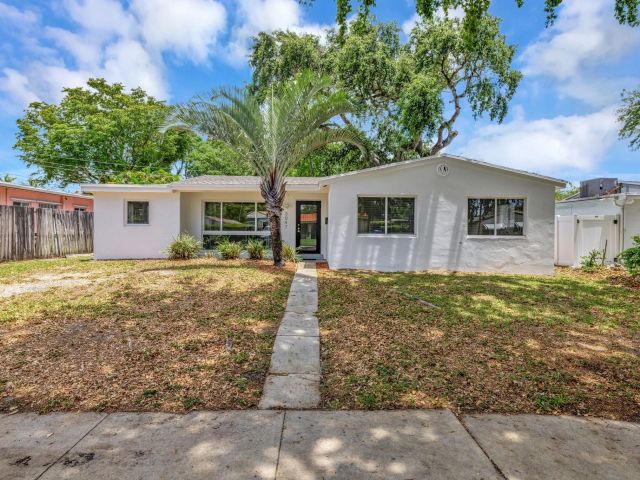 Продажа дома по адресу 3047 Arthur Ter - фото 6159005