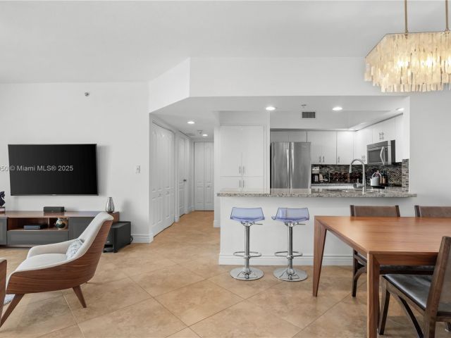 Продажа квартиры #718 - фото 6149057