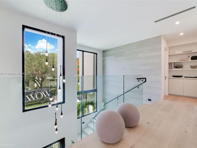 Продажа дома по адресу 4110 Park Ave - фото 6178515