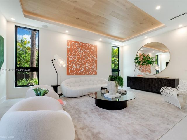 Продажа дома по адресу 4110 Park Ave - фото 6178521