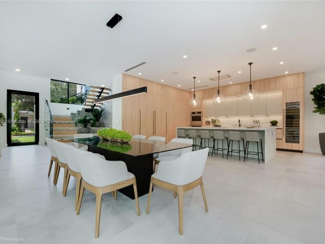 Продажа дома по адресу 4110 Park Ave - фото 6178522