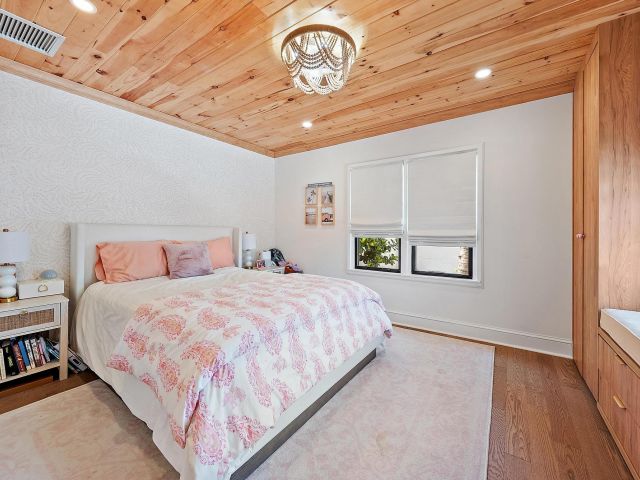 Дом в аренду по адресу 3211 Washington Road - фото 6813912