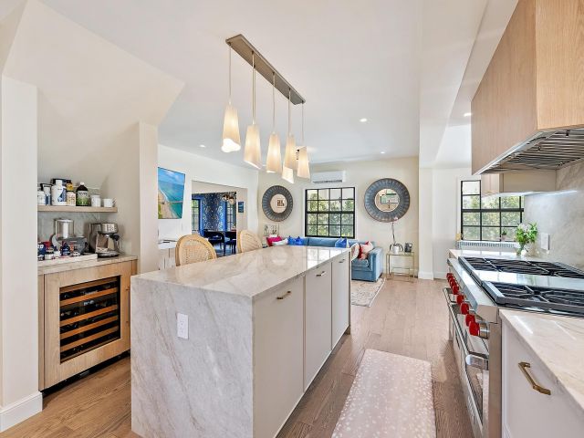 Дом в аренду по адресу 3211 Washington Road - фото 6813919