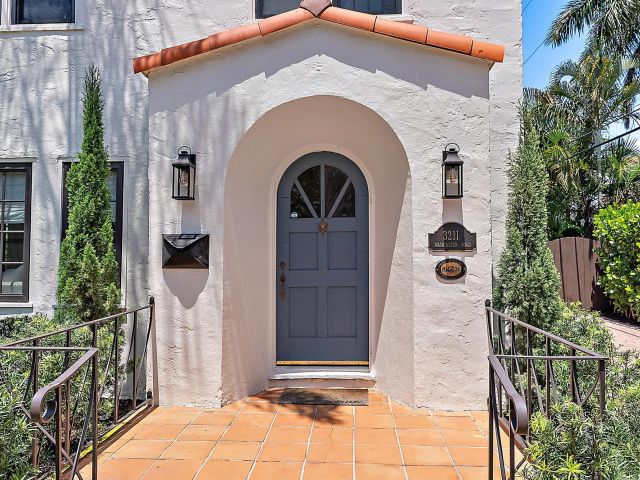 Дом в аренду по адресу 3211 Washington Road - фото 6813929