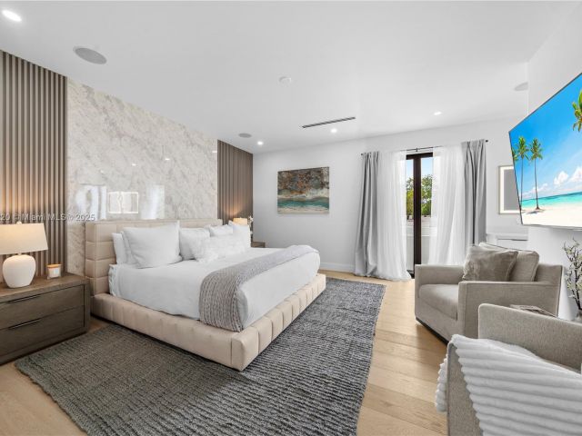 Дом в аренду по адресу 550 NW 42nd St - фото 6148314