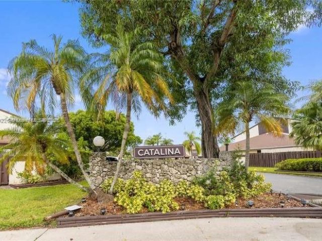 Дом в аренду по адресу 267 NE 201st Ter 267 - фото 6148333