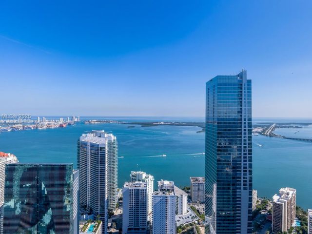 Продажа квартиры #5202 - фото 6160769