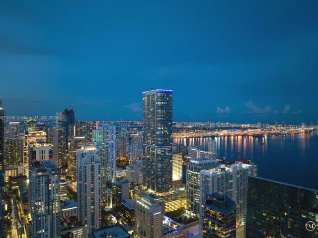 Продажа квартиры #5304 - фото 6150592