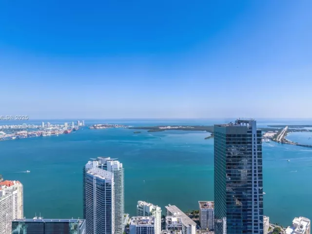 Продажа квартиры #5304 - фото 6150593