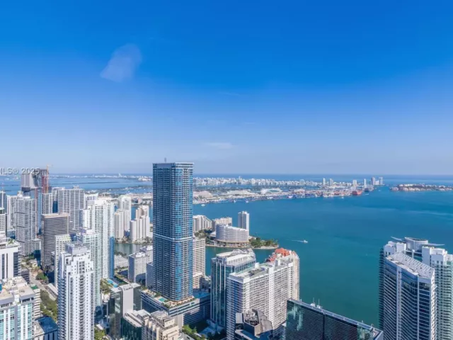 Продажа квартиры #5304 - фото 6150594