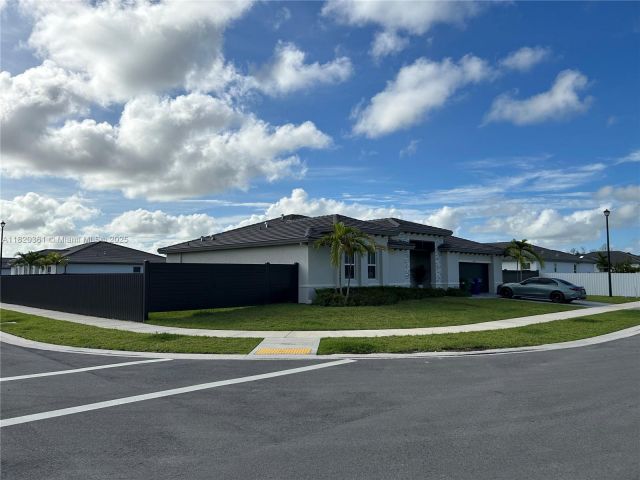 Продажа дома по адресу  - фото 6149400