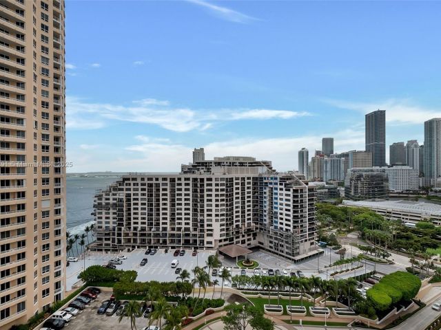 Продажа квартиры #1803 - фото 6174258