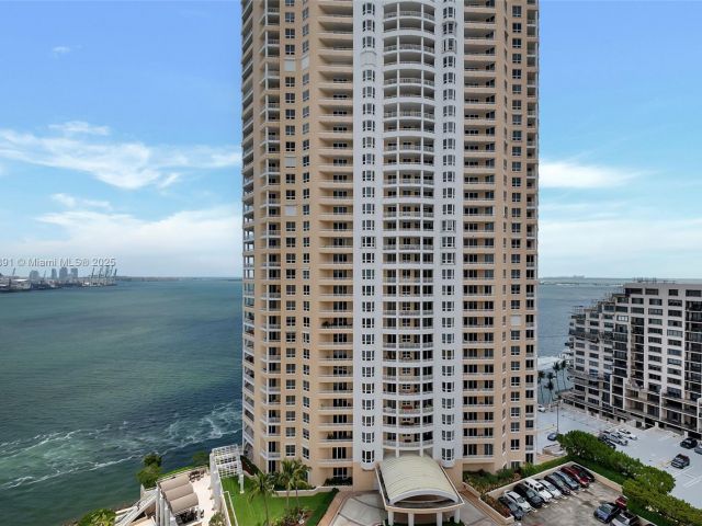 Продажа квартиры #1803 - фото 6174260