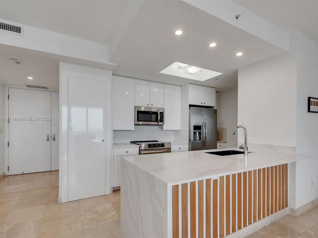 Продажа квартиры #1803 - фото 6174275