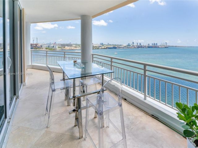 Квартира в аренду номер1601 - фото 6157291