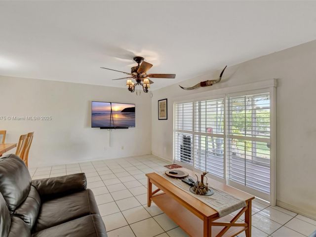 Продажа дома по адресу 20865 NW 3rd Ln - фото 6178227