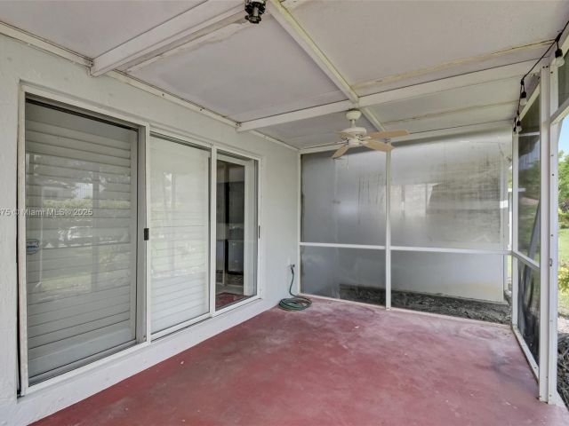 Продажа дома по адресу 20865 NW 3rd Ln - фото 6178236