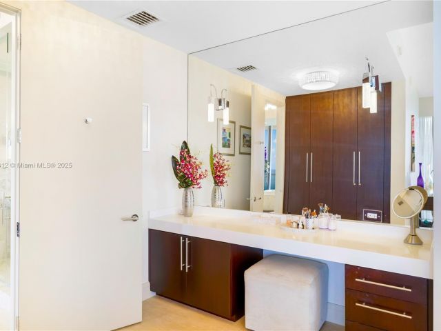 Продажа квартиры #1101N - фото 6171582