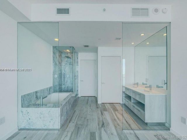 Продажа квартиры #1002 - фото 6167967