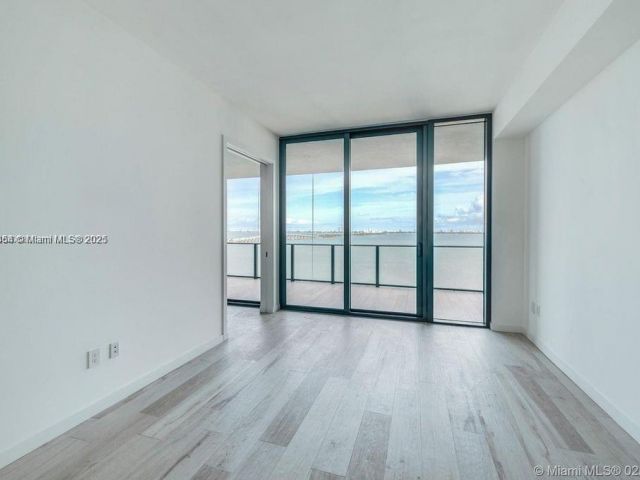 Продажа квартиры #1002 - фото 6167968