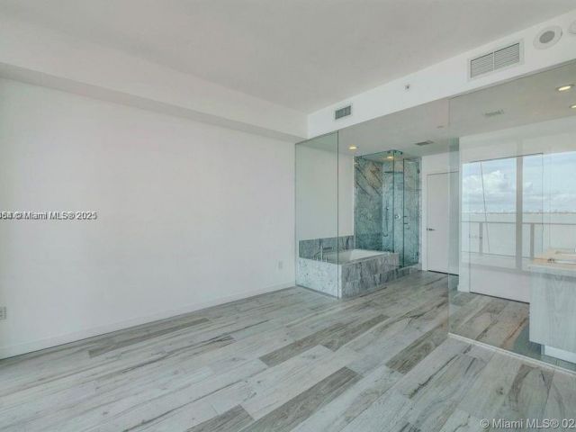 Продажа квартиры #1002 - фото 6167969