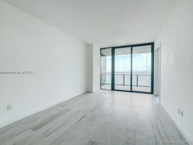 Продажа квартиры #1002 - фото 6167976